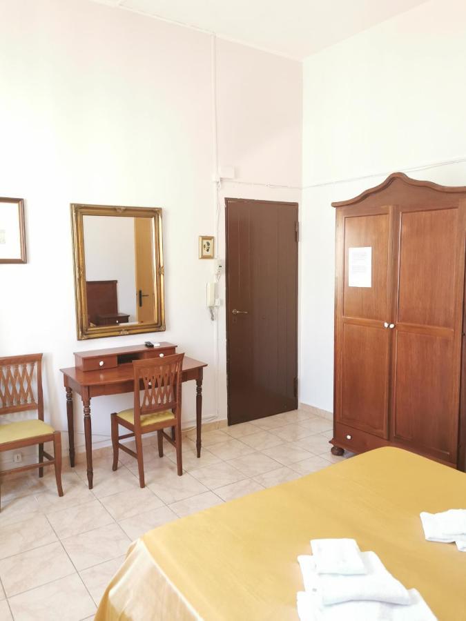 I Cappuccini Rooms Catania Bagian luar foto