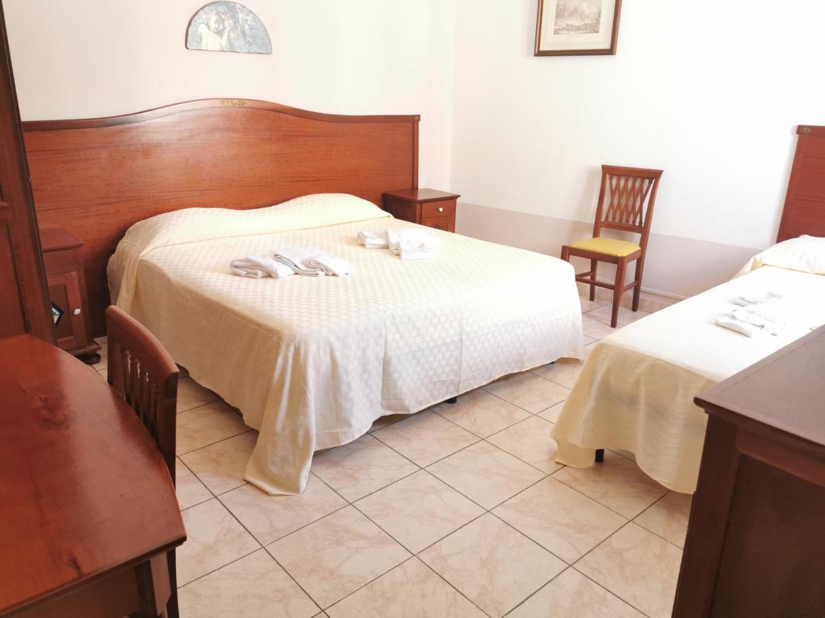 I Cappuccini Rooms Catania Bagian luar foto