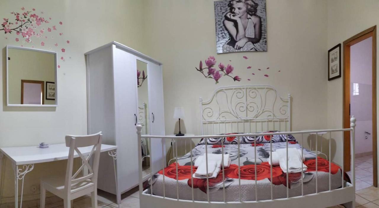 I Cappuccini Rooms Catania Bagian luar foto